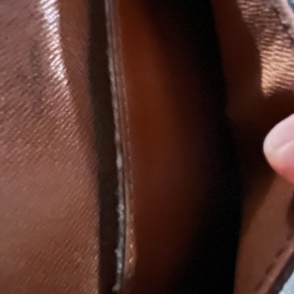 Louis Vuitton Mini St. Cloud - Picture 7 of 15